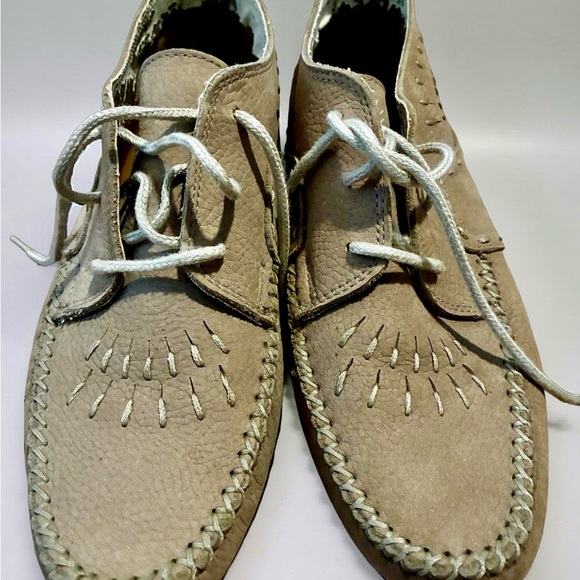 Hush Puppies Beige Leather Embroidered Chukka Boots - Picture 6 of 8